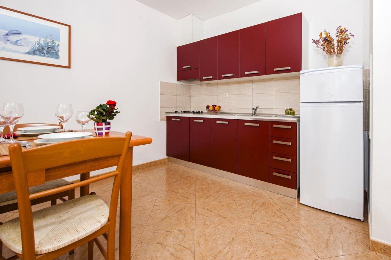 Apartments Bella Ровинь Экстерьер фото