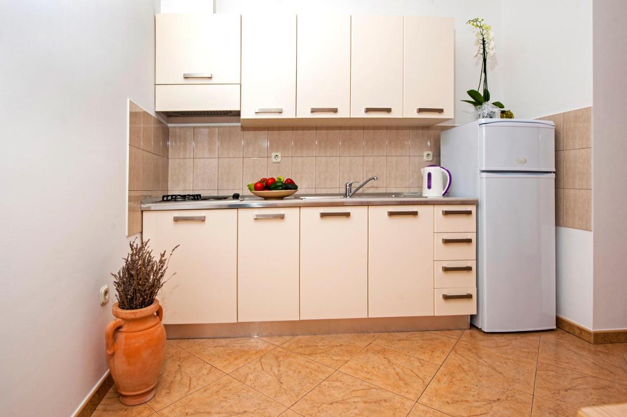 Apartments Bella Ровинь Экстерьер фото