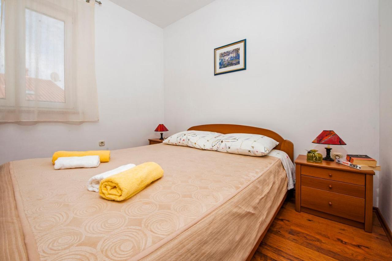 Apartments Bella Ровинь Экстерьер фото