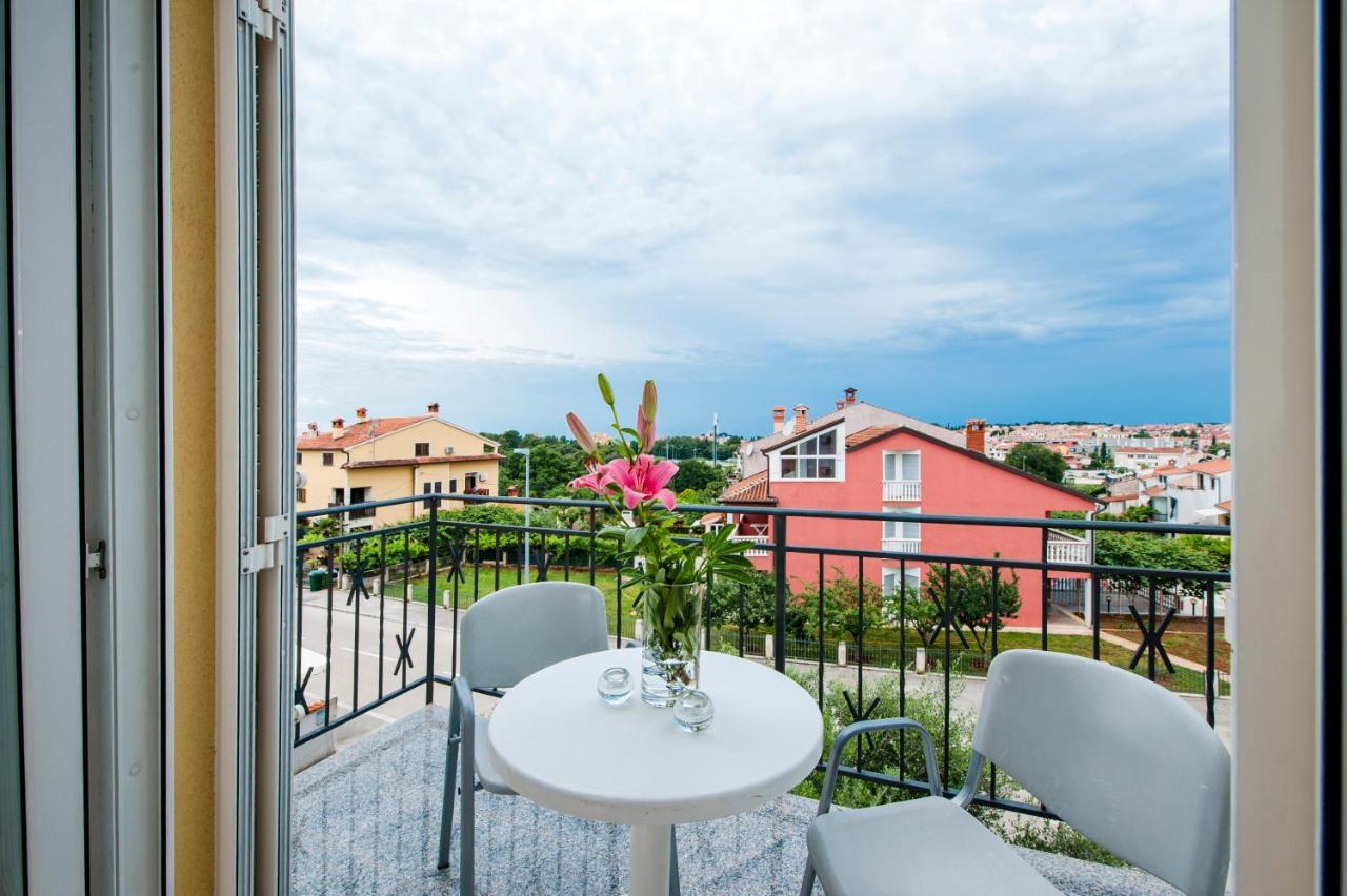 Apartments Bella Ровинь Экстерьер фото