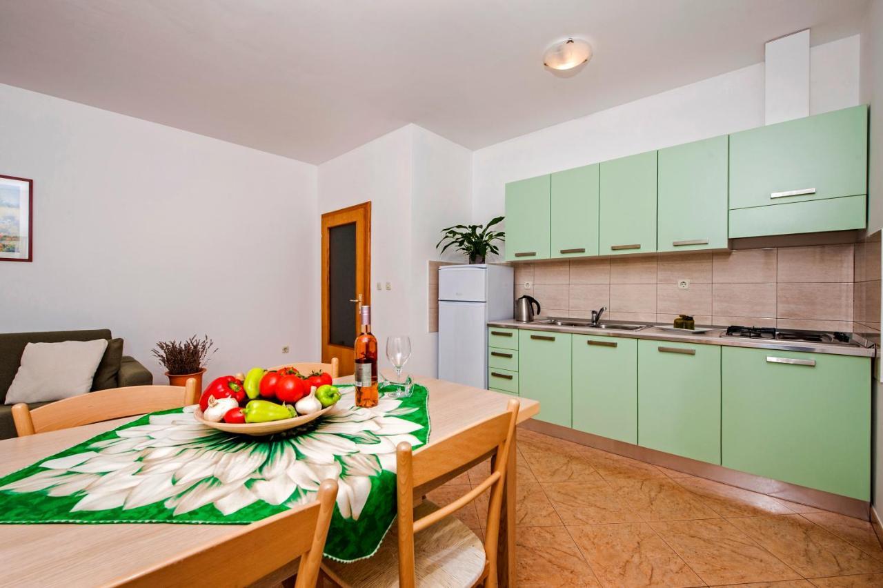Apartments Bella Ровинь Экстерьер фото